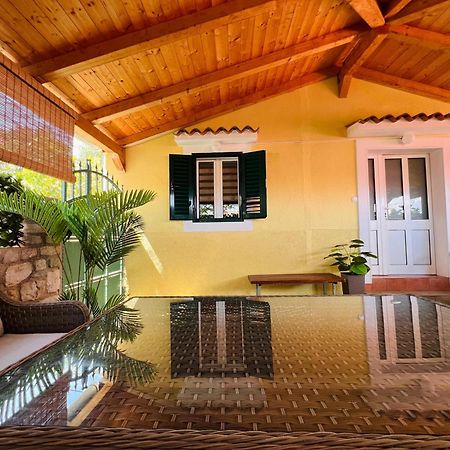 Apartman Gabriela มาลีโลชินจ์ ภายนอก รูปภาพ