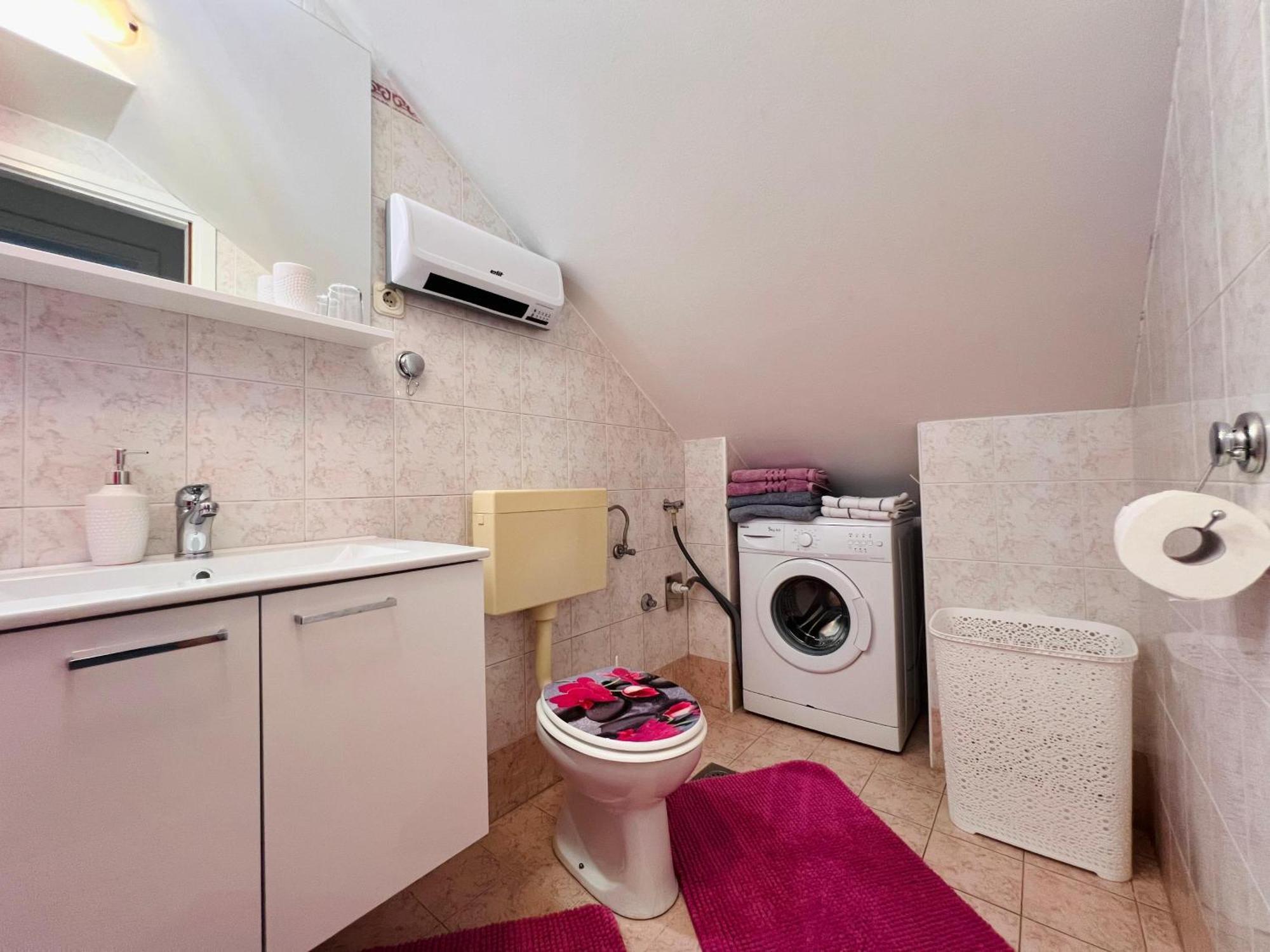Apartman Gabriela มาลีโลชินจ์ ภายนอก รูปภาพ